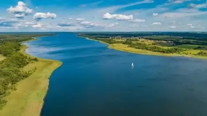 Czy jezioro Roś wysycha? Wody Polskie dementują informacje