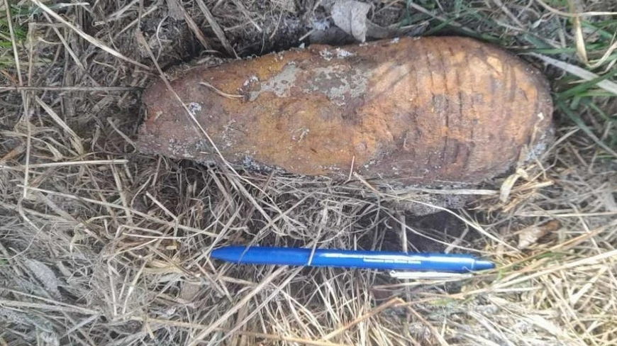 Podczas spaceru zauważył dziwny przedmiot. Dobrze, że zadzwonił na policję