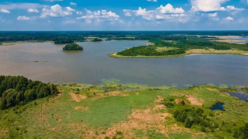 Jezioro Siedmiu Wysp – przyrodniczy skarbiec Mazur o randze europejskiej