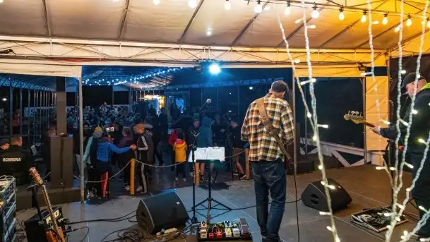 Bartek Grzanek podczas koncertu w Sztynorcie, sierpień 2021 - zdjęcie 8