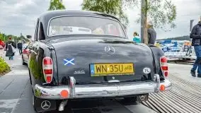 Zlot zabytkowych aut przy restauracji Nóż w wodzie w Mikołajkach - zdjęcie 47