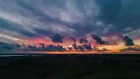 Jesienny zachód słońca z lotu ptaka - zdjęcie 2