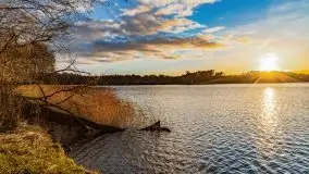 Zachód słońca nad jeziorem Tajty, widoczny z Pięknej Góry - zdjęcie 1