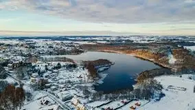 Grudniowy wschód słońca nad jeziorem Niegocin - zdjęcie 10