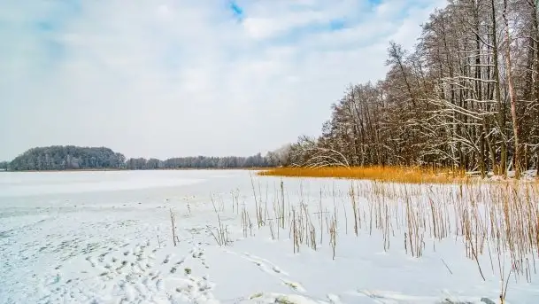 Księżycowy Dworek i jezioro Siercze w okowach zimy - zdjęcie 6