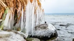 Niegocin i Giżycko skute lodem, grudzień 2020 - zdjęcie 26