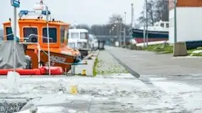 Niegocin i Giżycko skute lodem, grudzień 2020 - zdjęcie 29