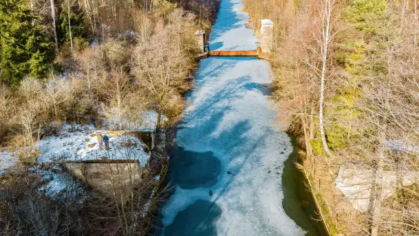Jaz walcowy na kanale mazurskim, śluza Guja Piaski - zdjęcie 2