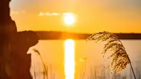 Zachód słońca nad jeziorem Kirsajty, marzec 2022 r. - zdjęcie 35