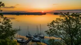 Wschód słońca nad jeziorem Mamry, Stanica Wodna Kietlice, czerwiec 2022 - zdjęcie 7