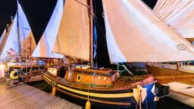 Nocne zdjęcia z XXIII zlotu klubu Jacht Oldtimet, Stranda, sierpień 2022 - zdjęcie 5