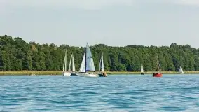 Regaty klubu Jacht Oldtimer, Kisajno, sierpień 2022 - zdjęcie 6