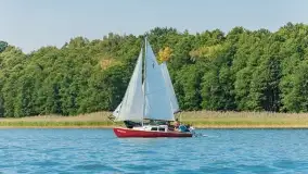 Regaty klubu Jacht Oldtimer, Kisajno, sierpień 2022 - zdjęcie 2