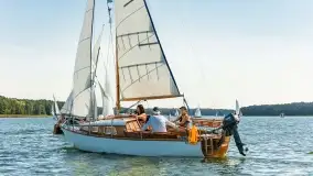 Regaty klubu Jacht Oldtimer, Kisajno, sierpień 2022 - zdjęcie 9