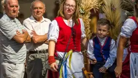 Fotorelacja z dożynek w Nowych Gutach, sierpień 2022 - zdjęcie 25