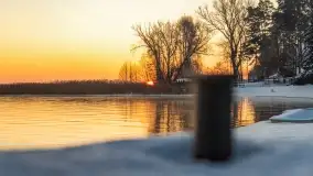 Wschód słońca nad jeziorem Niegocin, grudzień 2022 - zdjęcie 35