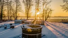 Grudniowy zachód słońca nad jeziorem Dargin, Nowy Harsz - zdjęcie 2