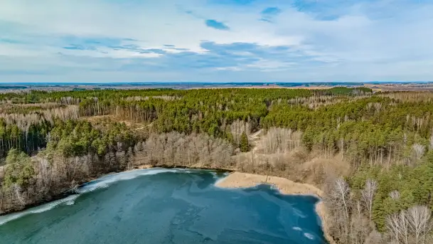Weekend na dziko nad jeziorem Tyrkło. marzec 2023 r.