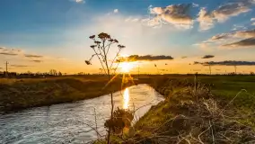 Zachód słońca nad rzeką Guber, kwiecień 2023 r. - zdjęcie 6