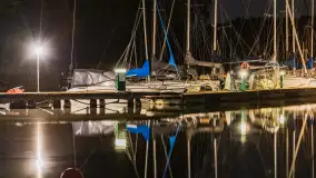 Nocne zdjęcia portu Łabędzi Ostrów, lipiec 2023 r. - zdjęcie 4