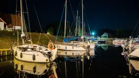 Nocne zdjęcia w porcie Marina Górkło, lipiec 2023 r. - zdjęcie 4