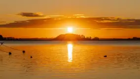 Wschód słońca nad jeziorem Mamry, Stanica Wodna Kietlice, sierpień 2023 r. - zdjęcie 15