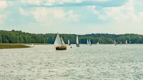 Oldtimery w Strandzie i na jeziorze Kisajno, sierpień 2023 r. - zdjęcie 55