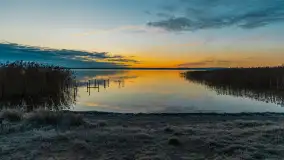 Wschód słońca nad jeziorem Dobskim, listopad 2023 r. - zdjęcie 7