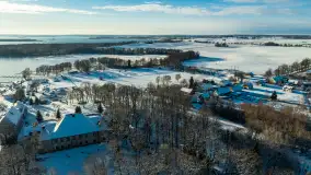 Zimowe Mazury z drona na różnych ujęciach - zdjęcie 6