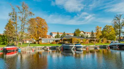 Jesień w Mazurskim Raju nad jeziorem Bełdany, listopad 2023 r.