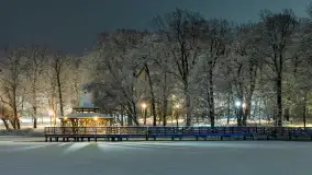 Zimowy Kętrzyn w nocy, styczeń 2024 r. - zdjęcie 19