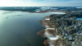 Różne miejsca na Mazurach na zimowych zdjęciach z drona, styczeń 2024 r. - zdjęcie 11