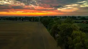 Zachód słońca na wschodnich obrzeżach Kętrzyna, sierpień 2023 r. - zdjęcie 29