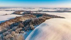 Zimowa rzeka Dajna niedaleko Wilkowa, styczeń 2024 r. - zdjęcie 2