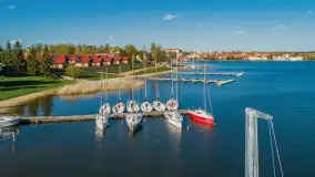 Port Ryn Marina Sośnica z drona, kwiecień 2024 r. - zdjęcie 21