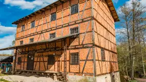 Zabytkowy młyn wodny przy Krutyni, kwiecień 2024 r. - zdjęcie 14