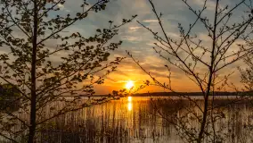 Zachód słońca nad jeziorem Święcajty, kwiecień 2024 r. - zdjęcie 14
