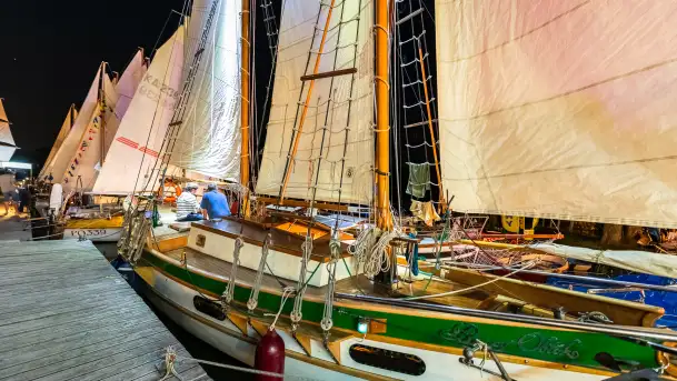 XXV Zlot Klubu Jacht Oldtimer, zdjęcia nocne, sierpień 2024 r. - zdjęcie 3