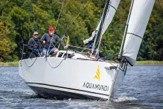 Polska Liga Sterników w Jeziorak Yacht Club: Innowacyjny Inkubator Żeglarstwa Regatowego - zdjęcie 11