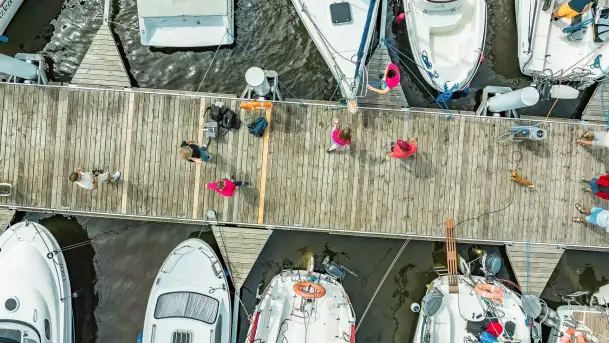 Żeglarska przygoda i rozwój emocjonalny: Unikalne obozy Ważka.net dla młodzieży - zdjęcie 5