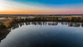 Jezioro Iławki z lotu ptaka o wschodzie słońca, październik 2024 r. - zdjęcie 33