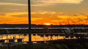 Zachód słońca, Ekomarina Giżycko, grudzień 2024 r. - zdjęcie 19