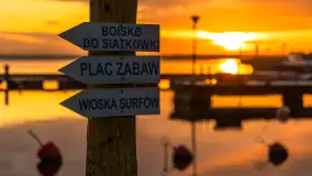 Wschód słońca nad jeziorem Niegocin w Wilkasach, grudzień 2024 r. - zdjęcie 26