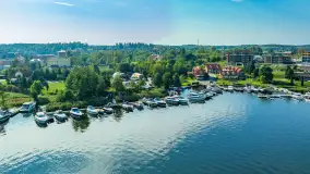 Mikołajki i okoliczne jeziora z drona, wrzesień 2024 r. - zdjęcie 43