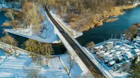 Jezioro Kisajno, Tajty, Piękna Góra w zimowej scenerii z drona - zdjęcie 14