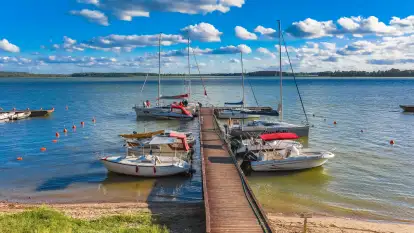 Port Piękny Brzeg nad jeziorem Święcajty w 2018 roku