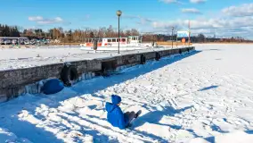 Niedzielne, zimowe popołudnie w Wilkasach nad Niegocinem, luty 2025 r. - zdjęcie 36