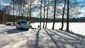 Zatoka Mrówki i jezioro Ryńkie w zimowej odsłonie, luty 2024 r. - zdjęcie 32