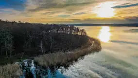 Pole namiotowe Flosek nad jeziorem Bełdany, luty 2025 r. - zdjęcie 9