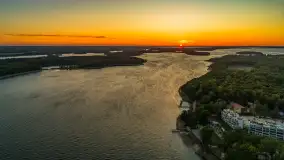 Zachód słońca nad zatoką Tracz i jeziorem Kisajno - zdjęcie 16